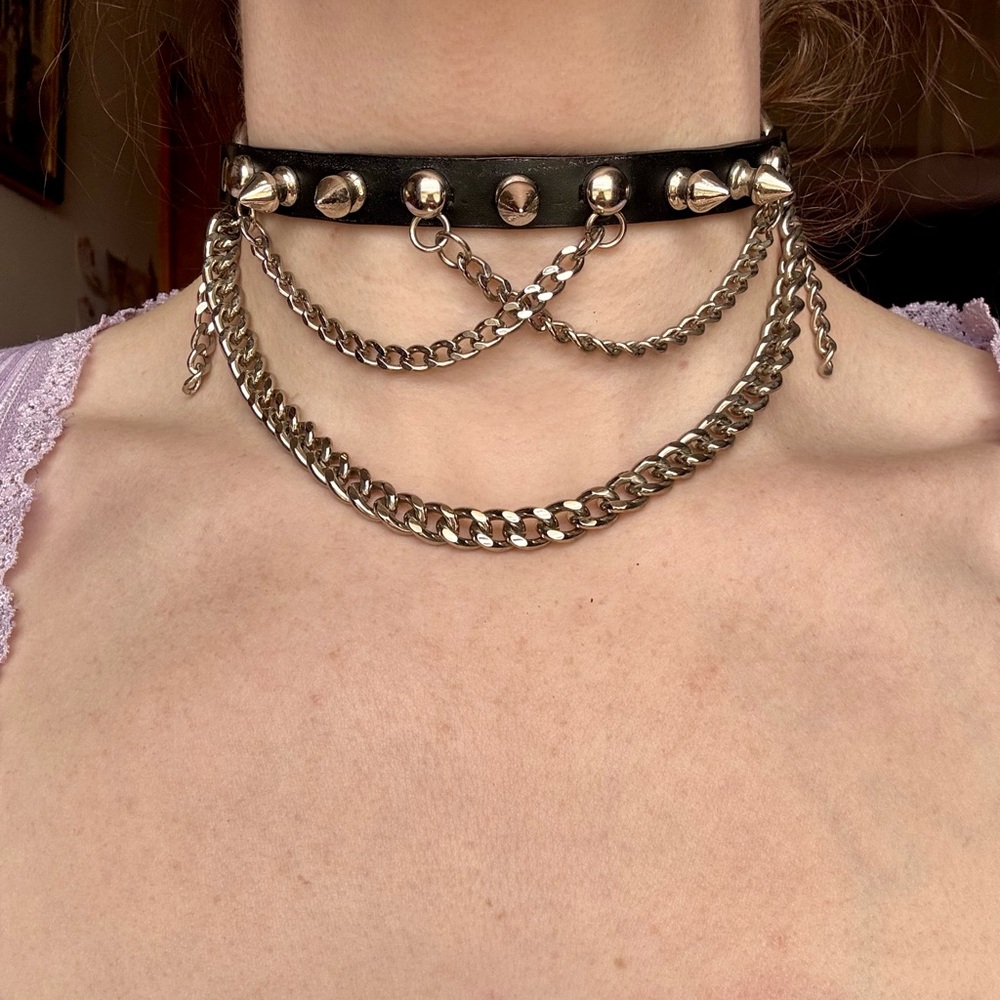 RARE Vintage 90s Hot Topic spiked collar with chains ⛓️‍💥